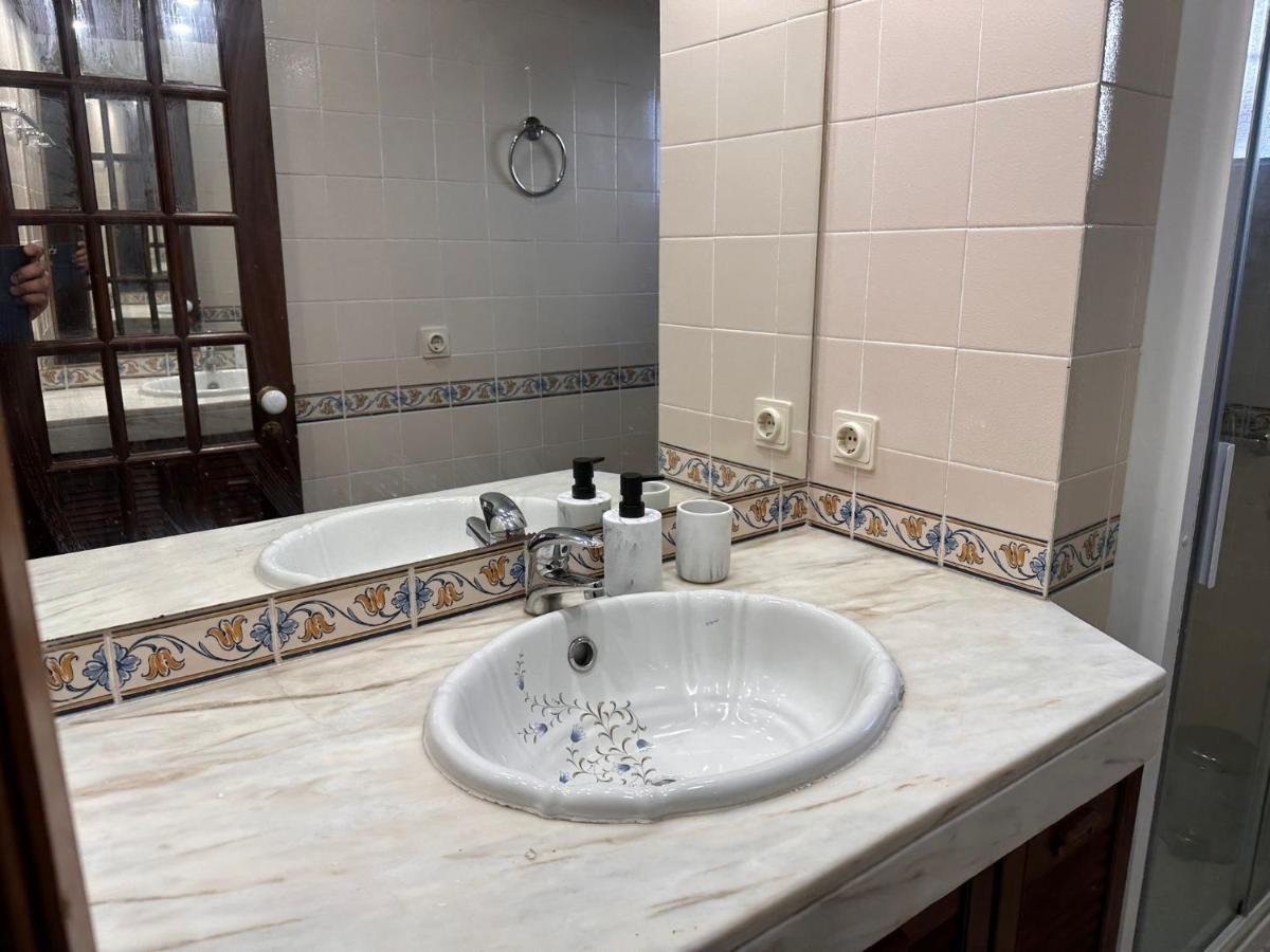 Riya Apartments Lisbon Bagian luar foto