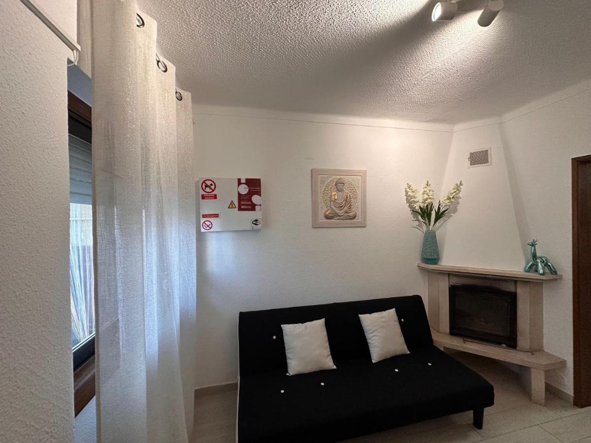 Riya Apartments Lisbon Bagian luar foto